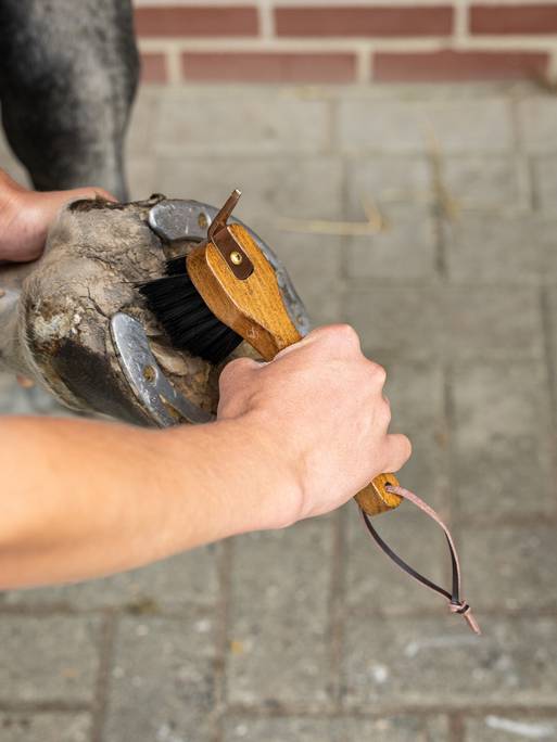Artisan Hoof Pick, One Size, Brown