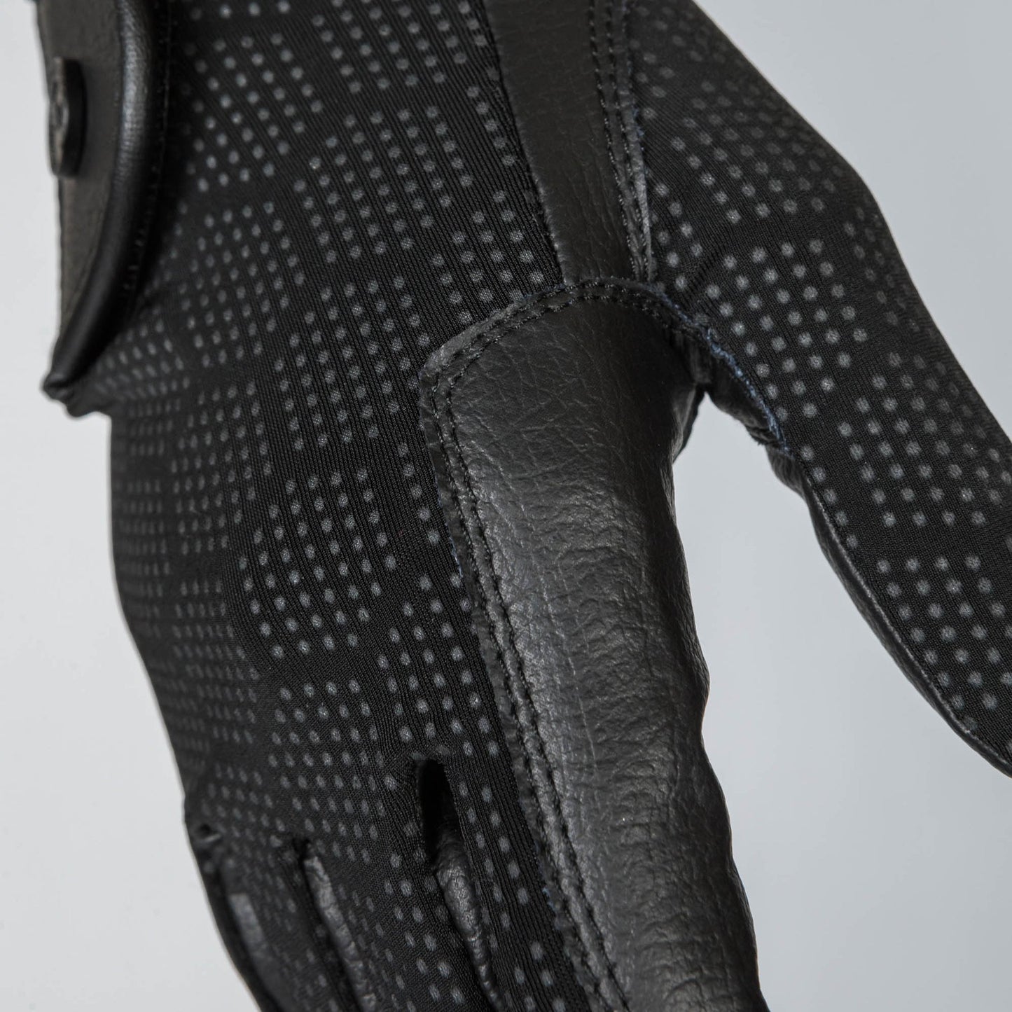 Back on Track Outline Grip Gloves
