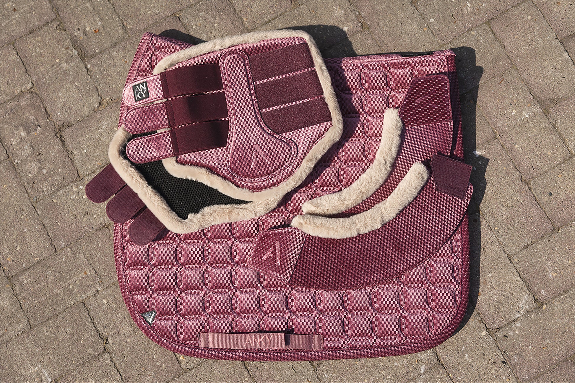 ANKY ANKY® Dressage Pad Check Velvet XB25003