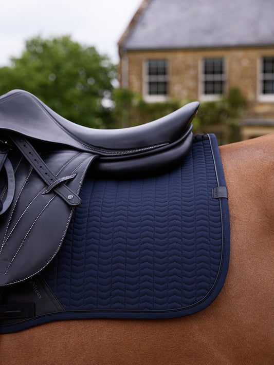 SS25 Essence Dressage Square Navy